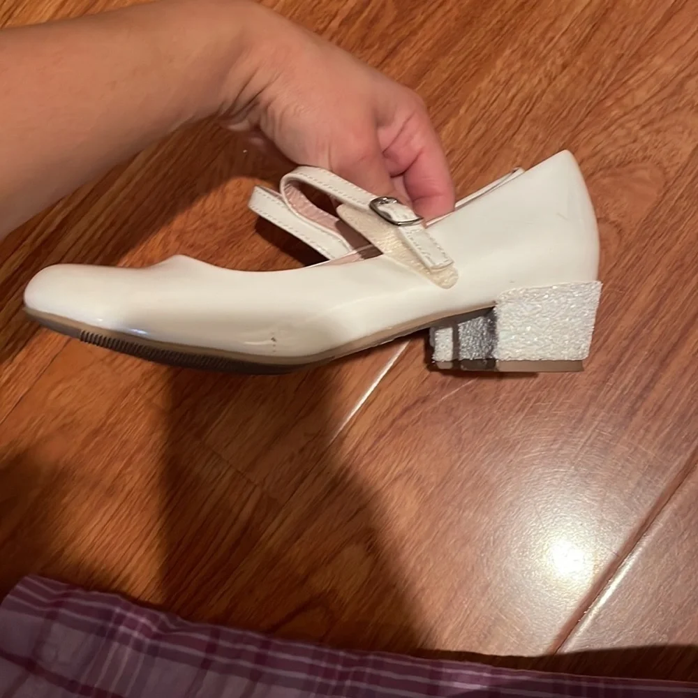 So girls heeled flats​​​​​​​​​​